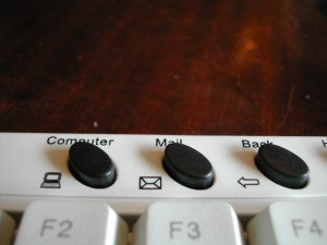 Клавиатура Gembird KB-8300M-R (кнопки Computer, Mail)